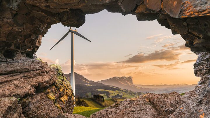 AdobeStock Turbine Online